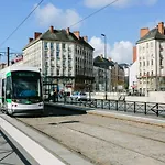 De L'elephant