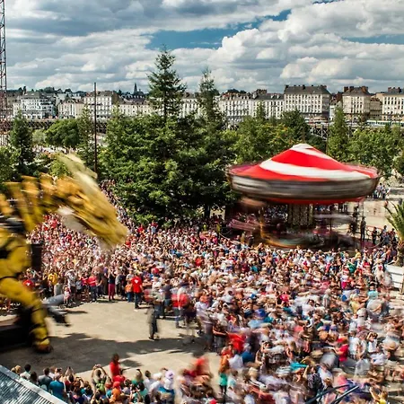 De L'elephant